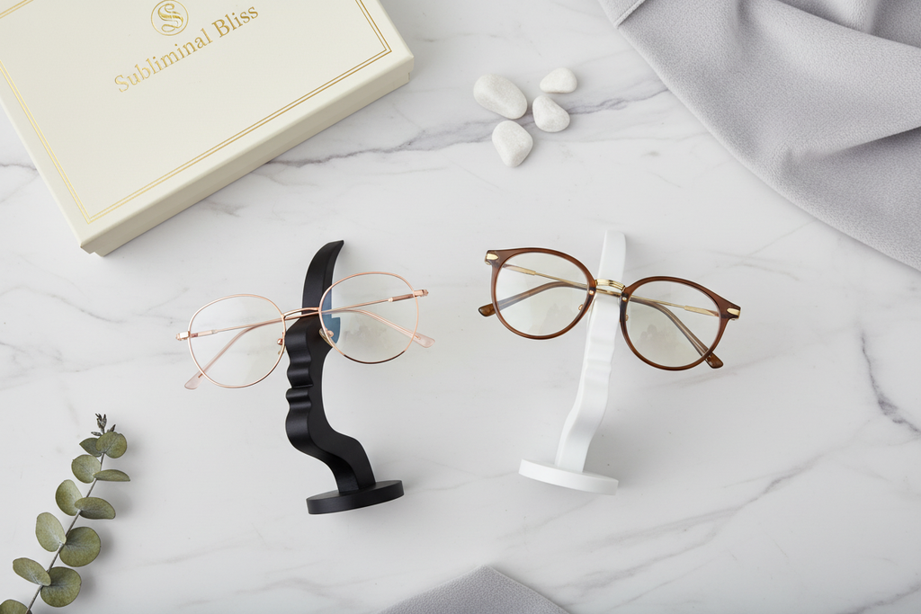 Frame Haven™ – Curved Eyewear Holder